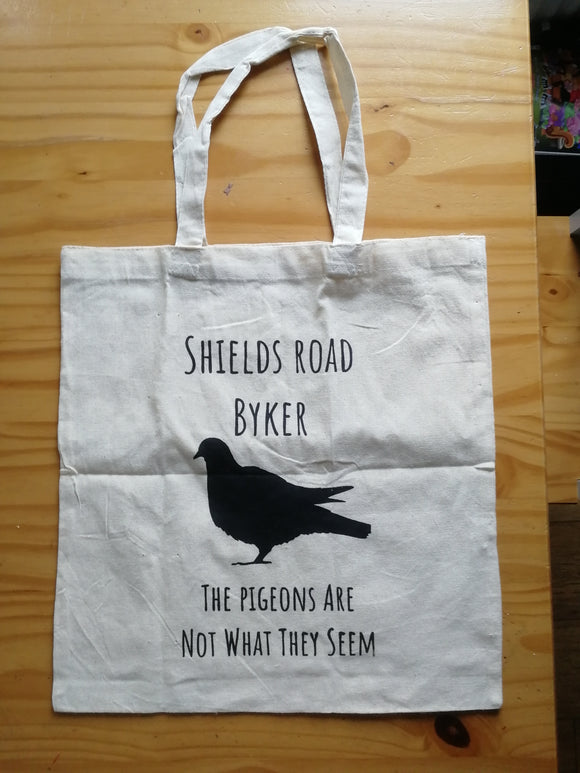 Shields Road Tote Bag - Pigeons